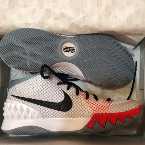 Kyrie 1 infrared - Picture 2 of 3